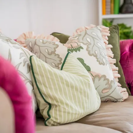 Апартаменты The Lyndale - Period Apartment On Charming Crescent